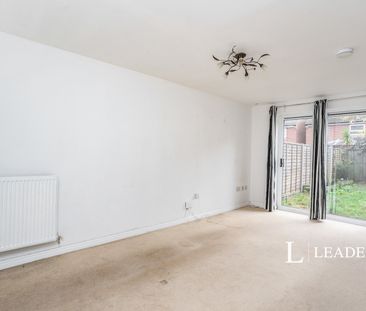 2 bedroom house to rent Leander Drive, Gosport, PO12 - Photo 2