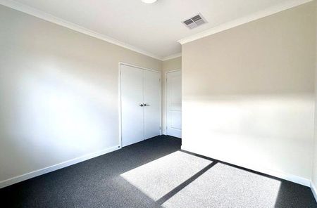 Live Where Convenience Meets Comfort! - Photo 4