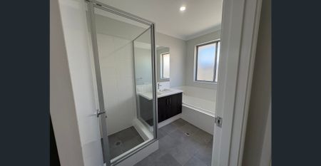 Modern Comfort & Quality Living in a Quiet Eglinton Location! - Photo 2