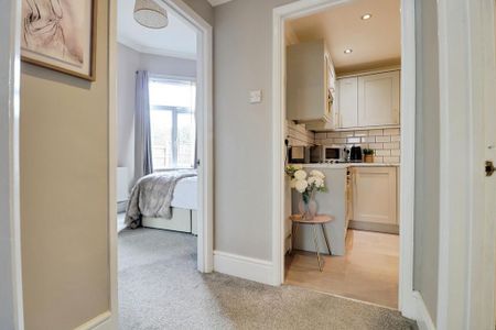 1 bedroom flat to rent - Photo 3