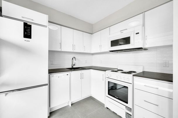 For Lease - 33 Isabella Street Unit# 902, Toronto, Ontario - Photo 1