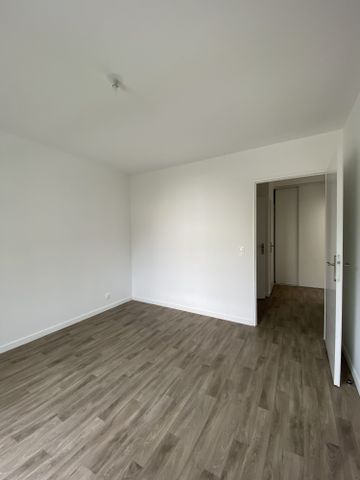 LOCATION APPARTEMENT TROIS PIECES MEUBLE - Photo 4