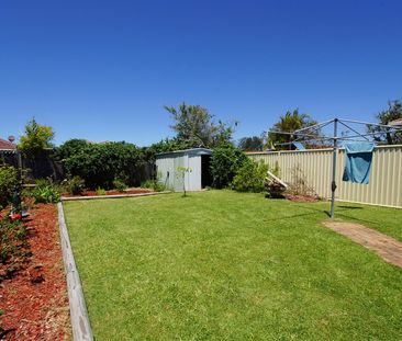 Coffs Harbour, 15a Eeley Close - Photo 5