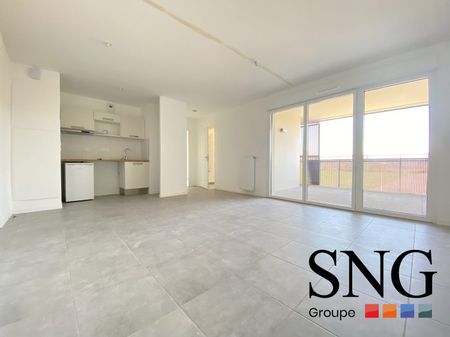 T2 AVEC LOGGIA ET DEUX PARKINGS - Photo 2