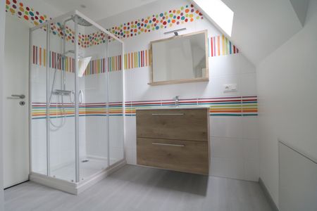 NILVANGE – Maison mitoyenne – 5 pièces – 3 chambres – Un bureau – Terrasse – Jardin – Cave - Photo 4