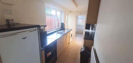 Hanham Road, Hanham, Bristol - Photo 2