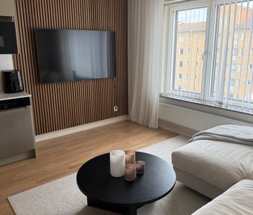 Råsundavägen, Solna - Photo 1