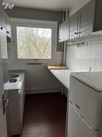 A LOUER T2 AVEC PARKING SUR LILLE - Photo 4