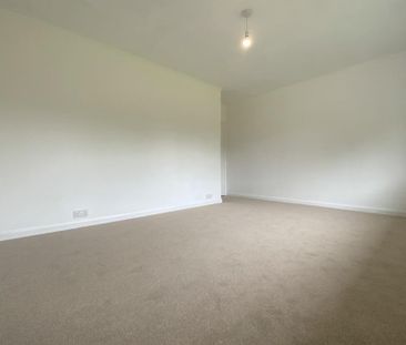 3 bedroom detached bungalow to rent - Photo 6