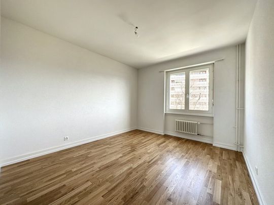 Appartement rénové de 3 pièces au 1er étage - Photo 1