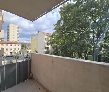 Neuwertige - geförderte 2 Zimmer Wohnung mit Balkon in zentraler La... - Photo 1