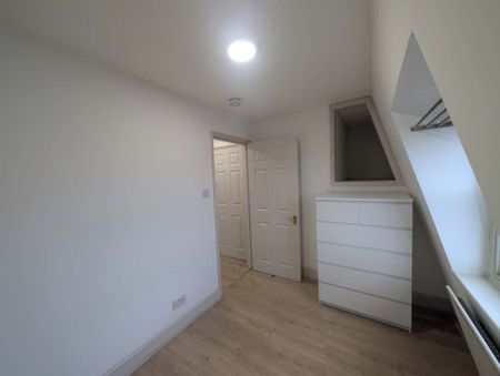 1 Bed Flat, Camden Road, NW1 - Photo 5