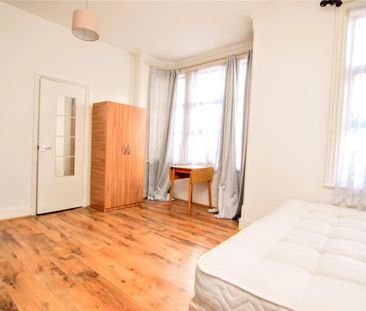 Mattison Road, N4, London - Photo 3