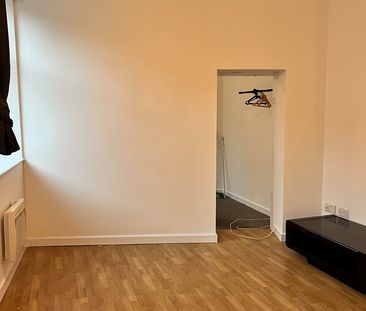 1 Bed Flat, Pekin Building, L2 - Photo 2