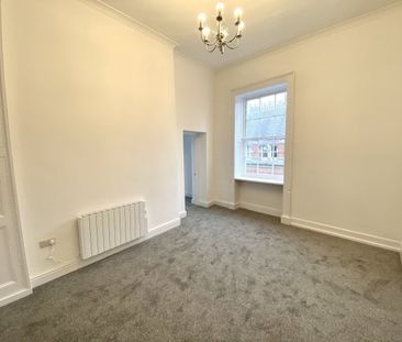 Queens head Chambers, Newark, NG24 - Photo 2