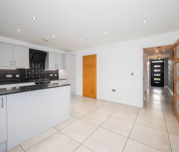 15 Faulkner Grove, Bangor, BT20 3FN - Photo 5