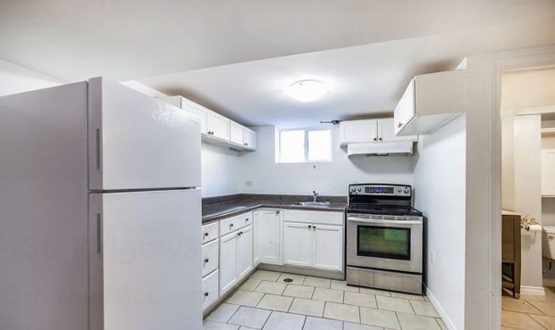 For Lease - 430 Ridgeway Avenue Unit# Basement, Oshawa, Ontario - Photo 1