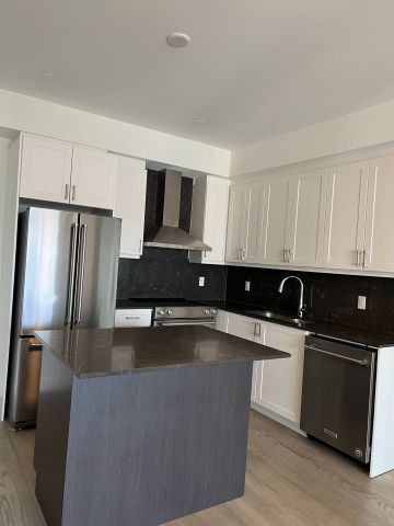 For Lease - 58 Lakeside Terrace Unit# 1001, Barrie, Ontario - Photo 2