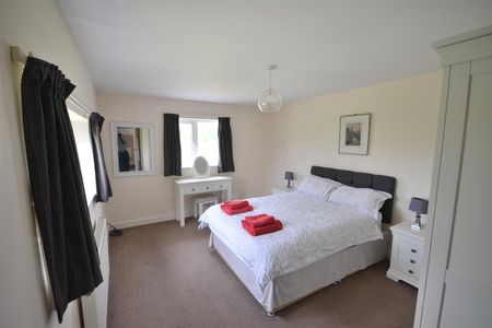 Ardsley Cottage, Hoargate Lane, Longford, Ashbourne, DE6 3AG - Photo 5