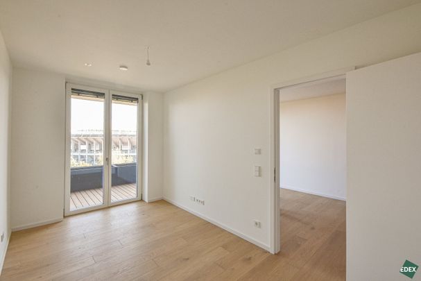 ERSTBEZUG: Traumhafte 2-Zimmer Wohnung mit großem Balkon und Fernblick | GRÜNBLICK | - Photo 1