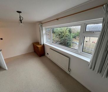 4 bedroom terraced house to rent - Photo 3