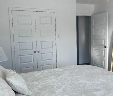 Condo de 2 chambres et une salle de bain - Photo 2