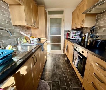 2 bedroom apartment to rent - Photo 6