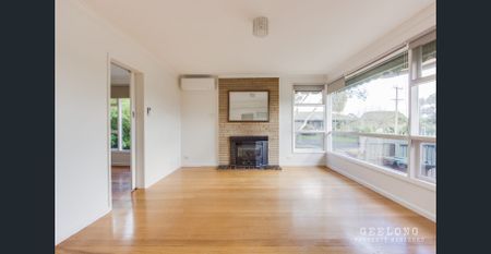 Belmont Family Home (Check Out My 3D Tour) - Photo 5