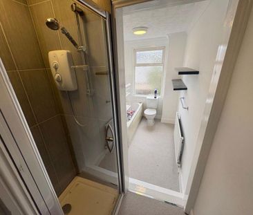 2 bedroom terraced house to rent - Photo 6