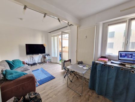 Location Appartement 2 pièces 32m² ANNEMASSE 74100 - Photo 2