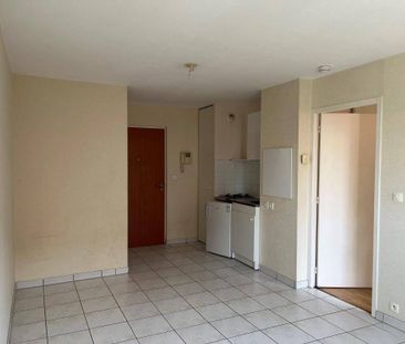 Location appartement t1 bis 2 pièces 32 m² à Rodez (12000) - Photo 2