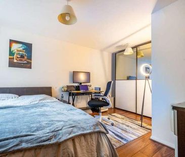 St George Wharf, Vauxhall, SW8 - Photo 4