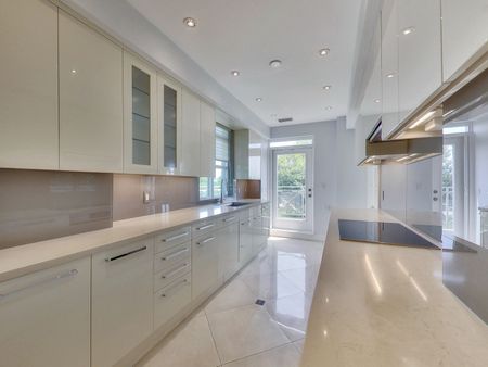 For Lease - 2111 Lake Shore Boulevard Unit# 116, Toronto, Ontario - Photo 4