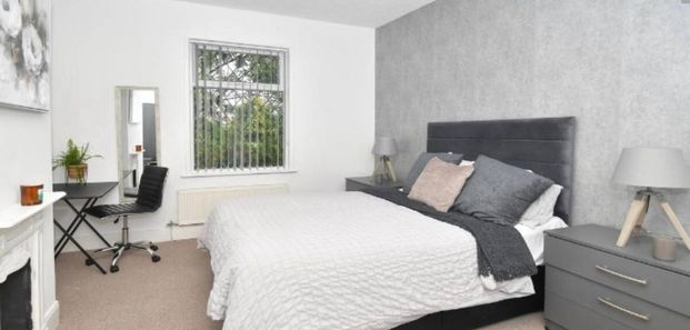 1 bedroom in a house share to rent - Photo 1