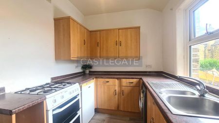 2 bedroom end of terrace house to rent - Photo 5