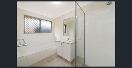 Modern 4x2 family home in Lakelands - Photo 3