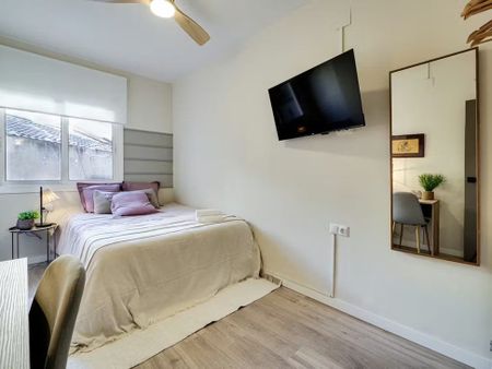 Passeig de Montjuïc, Barcelona, Catalonia 08004 - Foto 5