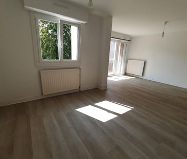 Louer appartement 4 pièces de 90 m² - Photo 2