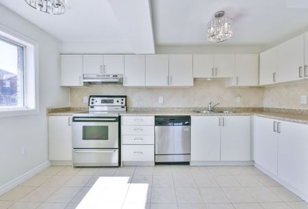 For Lease - 87 Goodwin Drive Unit# 2, Barrie, Ontario - Photo 5