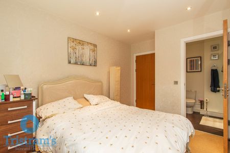 2 bed Apartment for Rent - Photo 3