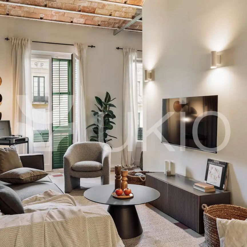 Apartamento de alquiler en Ronda de Sant Pere, Dreta de l'Eixample - Photo 1