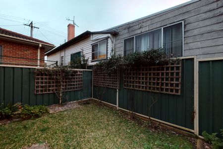 2/40 Moira Street, Adamstown NSW 2289 - Photo 2