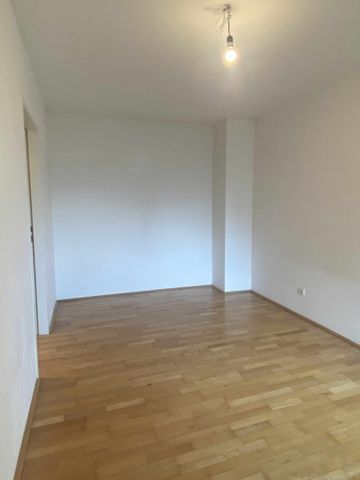 Sehr helle Mietwohnung mit Balkon - Foto 2