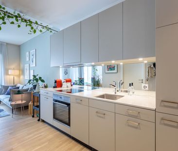 APPARTEMENT 11/2 PIÈCES À SCHAFFHOUSE, MEUBLÉ, TEMPORAIRE - Foto 1