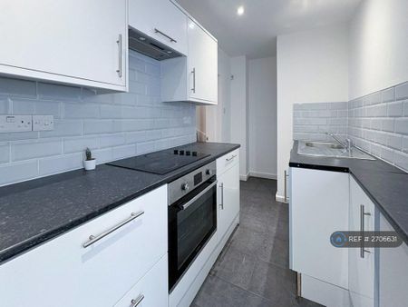 2 bedroom terraced house to rent - Photo 3