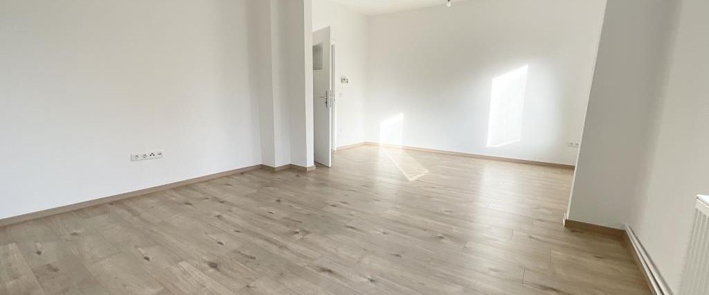 Helle 3-Zimmer Wohnung im 1.Obergeschoss in Fedderwadergroden! - Foto 1