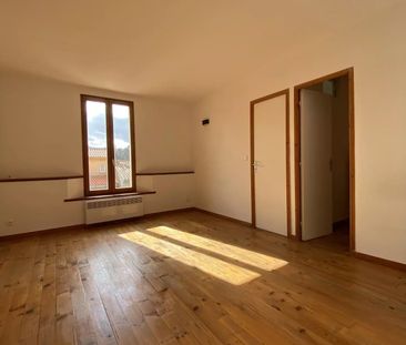 Location Appartement 2 pièces 82m² AURIOL 13390 - Photo 2