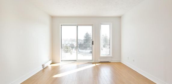 4 1/2 Saint-Bruno-de-Montarville Disponible MAINTENANT - Photo 2