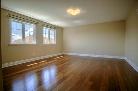 For Lease - 184 Cheyenne Way, Barrhaven, Ontario - Photo 2