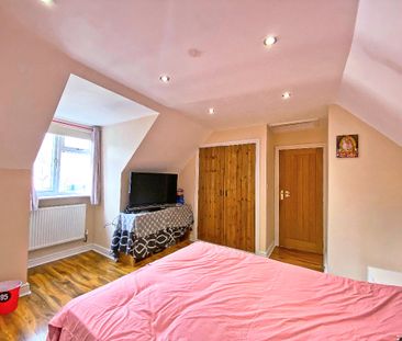St. Johns Road, Farnborough, GU14 - Photo 5